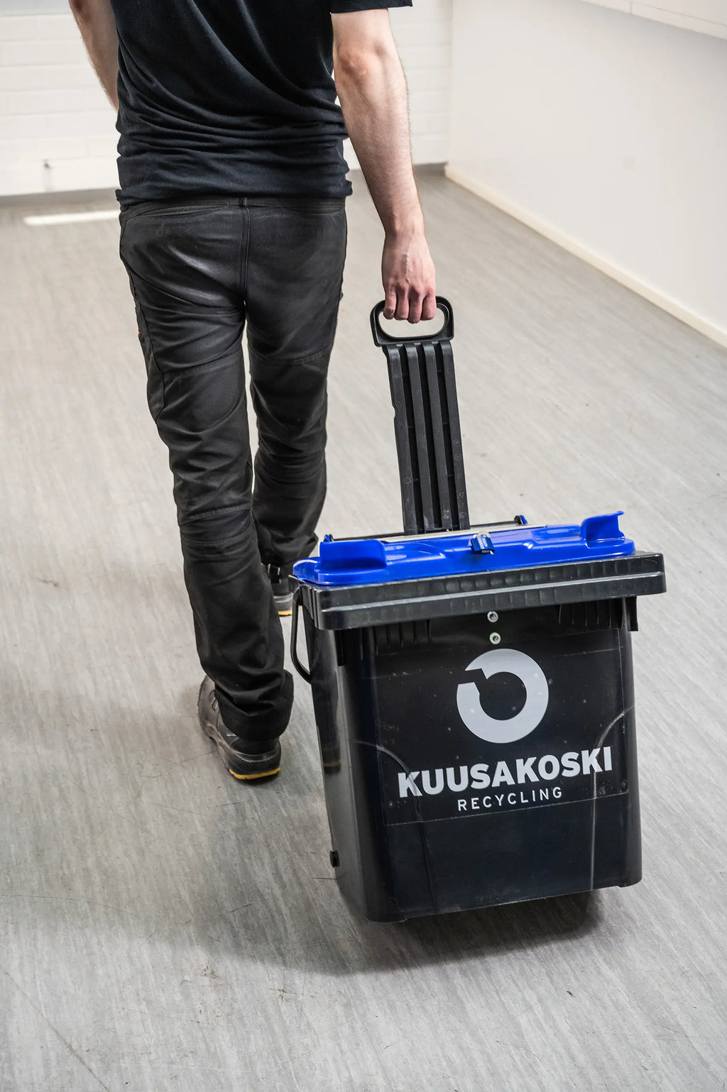 Pieni kierrätysastia